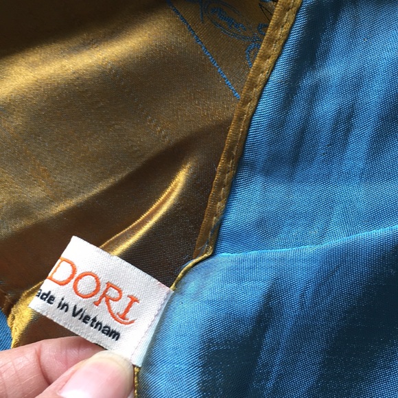 Fandori shinny silk long scarf bird paisley blue - Picture 7 of 8